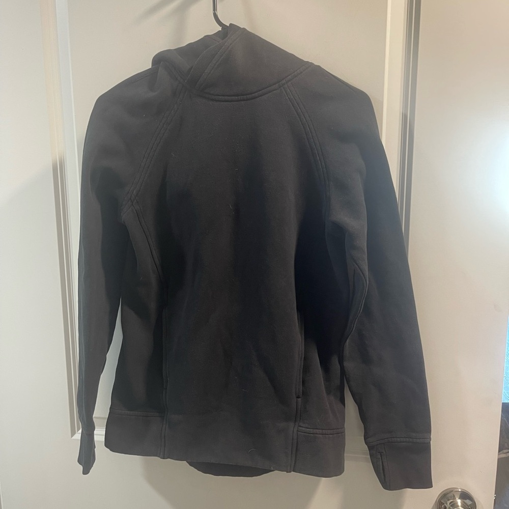 Lululemon Women’s Black Hooded Sweatshirt